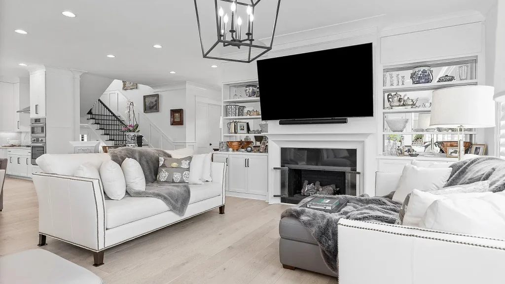 Forest Ave. living room photo - W Rondon construction LLC
