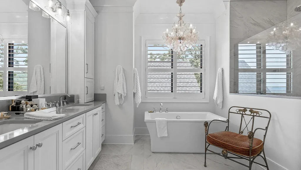Forest Ave. master bath photo - W Rondon construction LLC