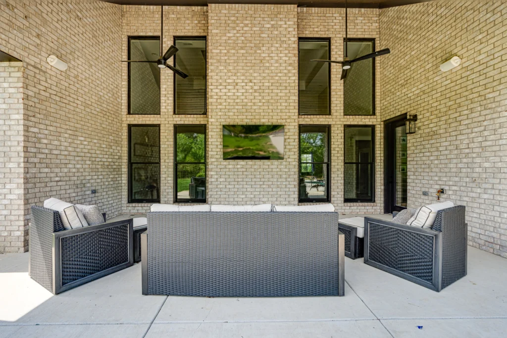 Exterior Back Porch Legends Sanders- W Rondon construction LLC