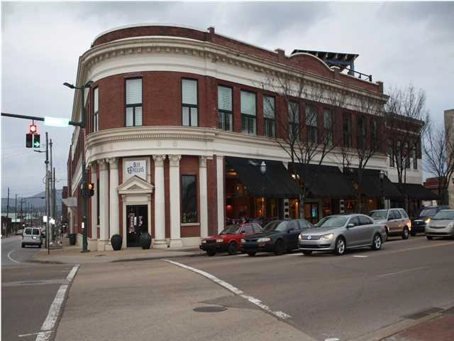 Exterior Building Commercial Rental Chattanooga - W Rondon construction LLC