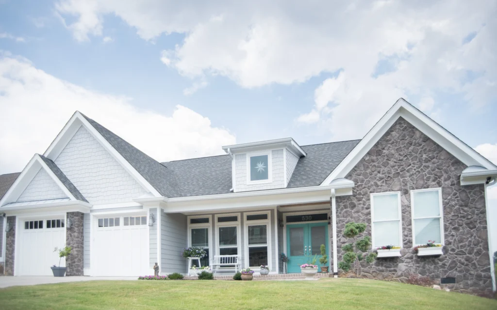 Lakeshore Exterior Front photo - W Rondon construction LLC
