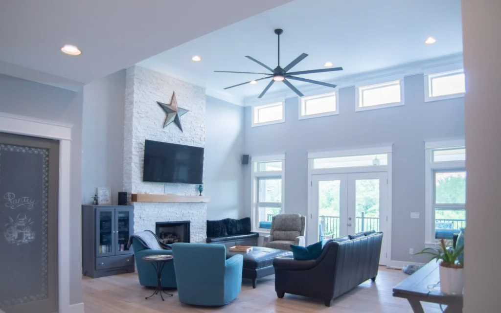 Lakeshore Living Room photo - W Rondon construction LLC